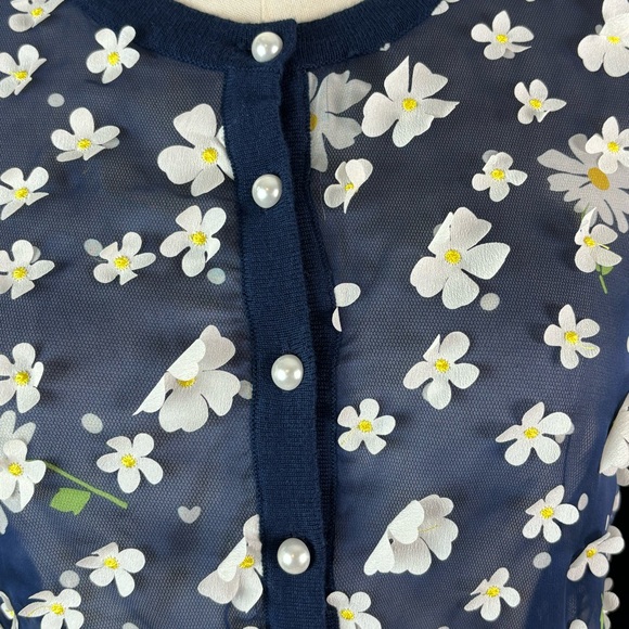 Karl Lagerfeld Paris appliquéd crop cardigan - Picture 2 of 4